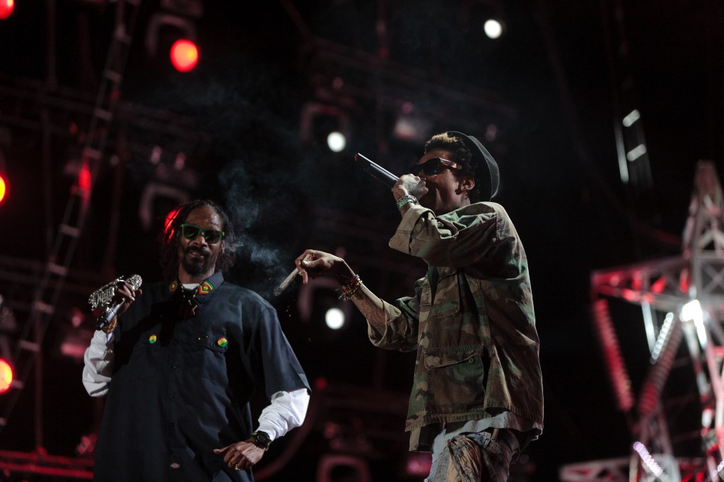 Snoop Dogg and Whiz Khalifa