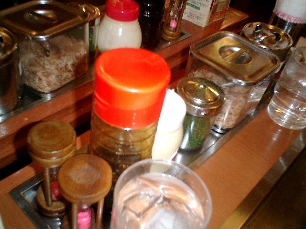 okonomiyaki timer, sauces, MAYO! and spices